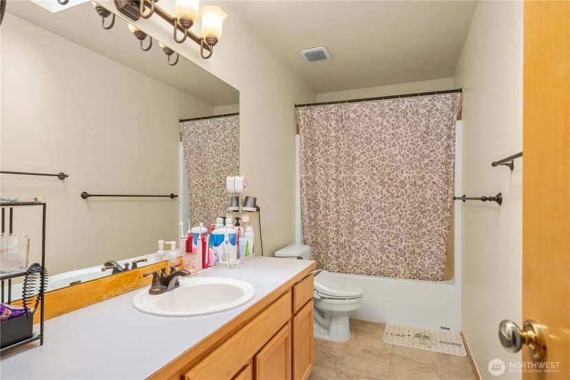 Property photo for 26832 27th Place S, Kent photo 21
