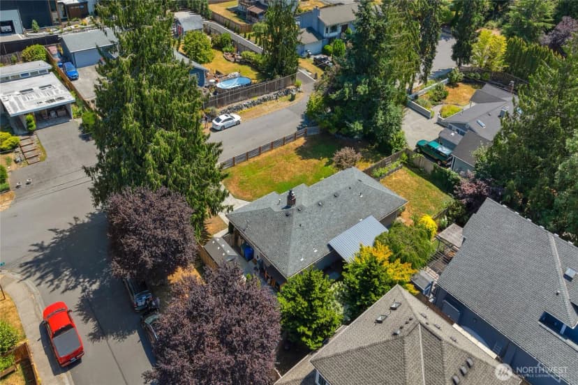 Property photo for 16607 72nd Avenue Ne, Kenmore photo 30