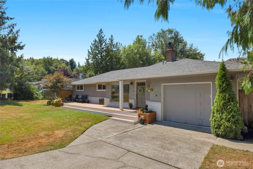 Property photo for 16607 72nd Avenue Ne, Kenmore photo 21