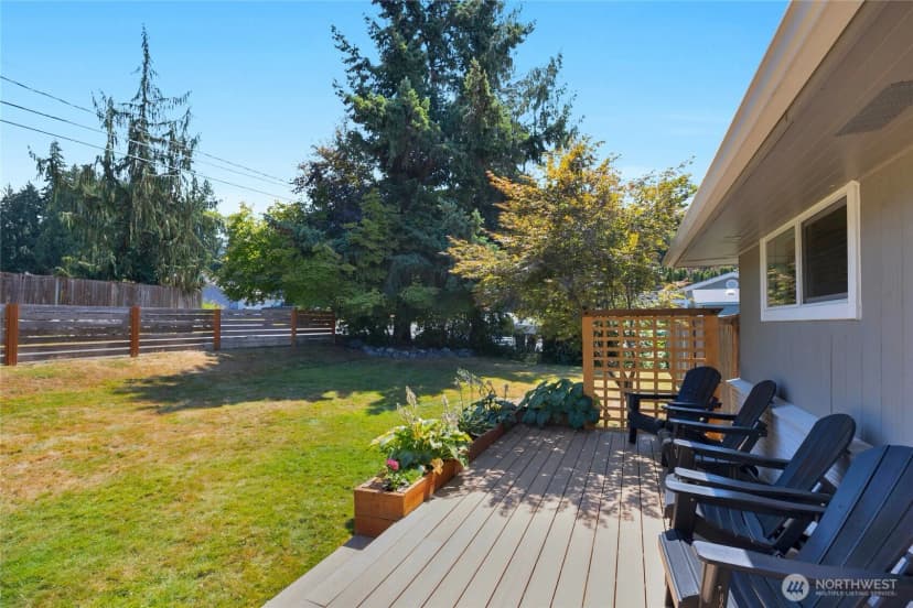 Property photo for 16607 72nd Avenue Ne, Kenmore photo 22