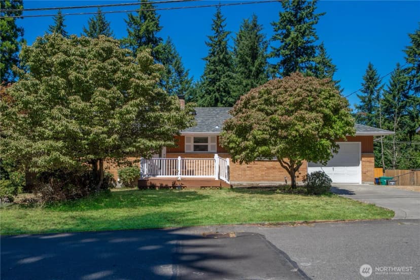 Property photo for 528 S 302nd St, Federal Way photo 23