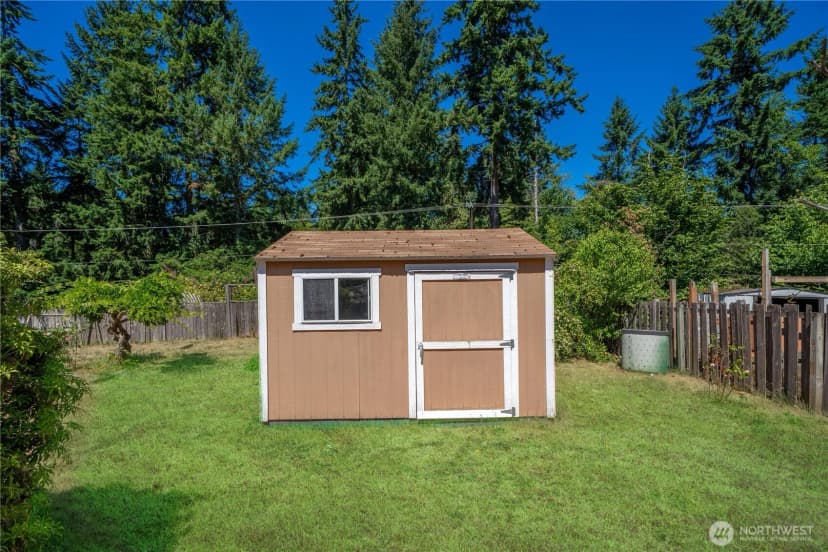 Property photo for 528 S 302nd St, Federal Way photo 27