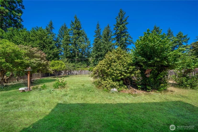 Property photo for 528 S 302nd St, Federal Way photo 25