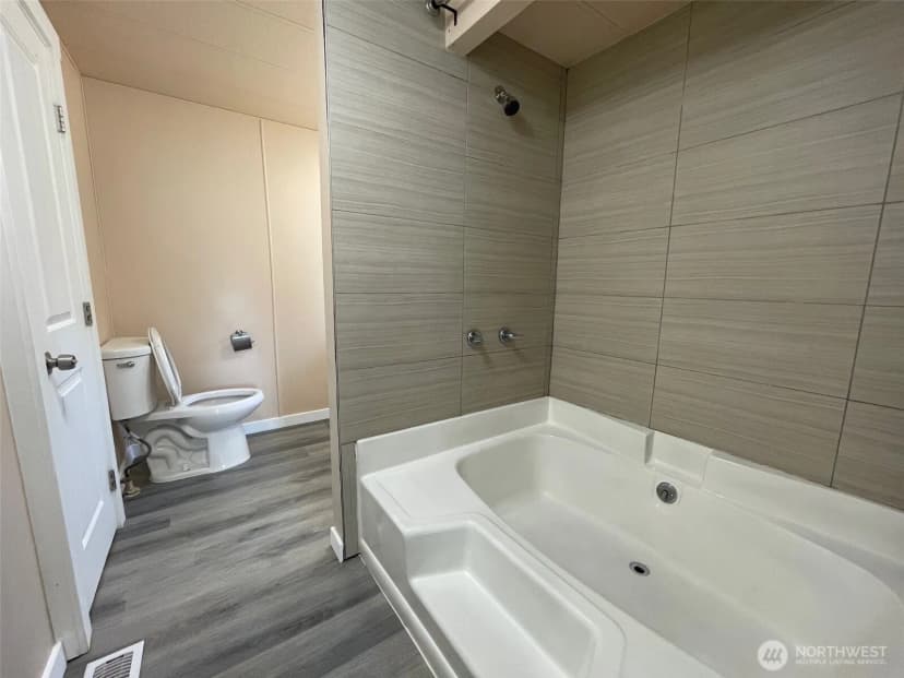 Property photo for 14806 Se 308 Street, Kent photo 16