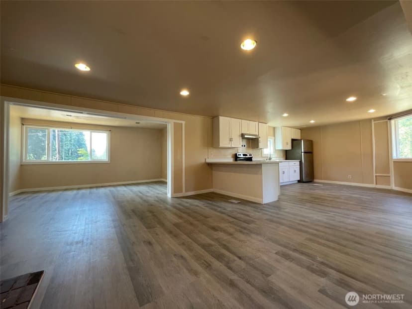 Property photo for 14806 Se 308 Street, Kent photo 8