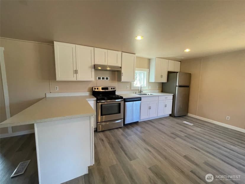 Property photo for 14806 Se 308 Street, Kent photo 7