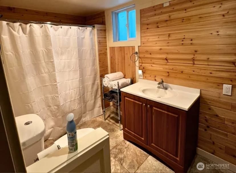 Property photo for 1914 Lake Drive Sw, Lakebay photo 11