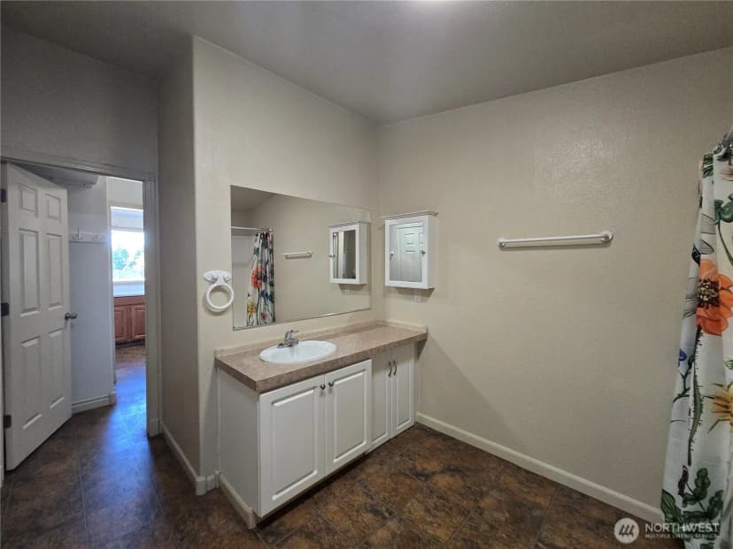Property photo for 31 Dandelion Way, Sequim photo 23