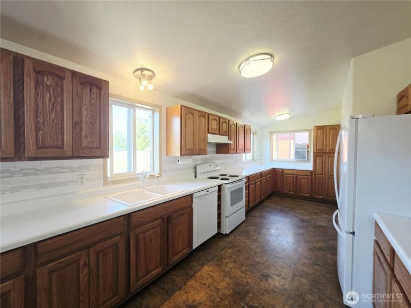Property photo for 31 Dandelion Way, Sequim photo 11