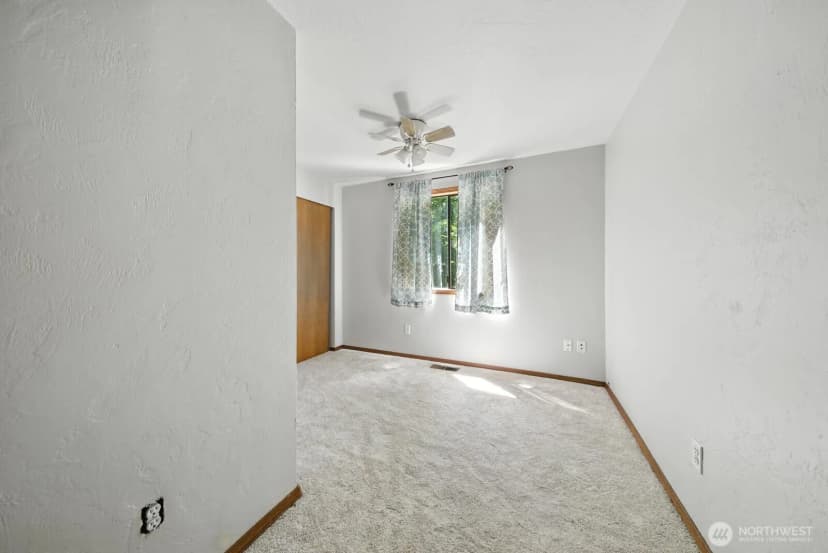Property photo for 3044 Carpenter Hills Loop Se, Lacey photo 13