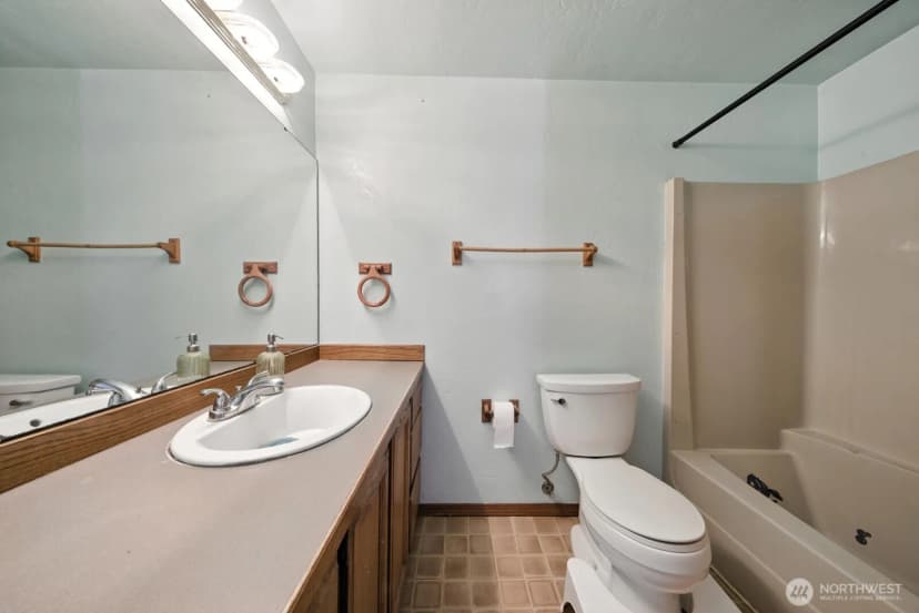 Property photo for 3044 Carpenter Hills Loop Se, Lacey photo 15