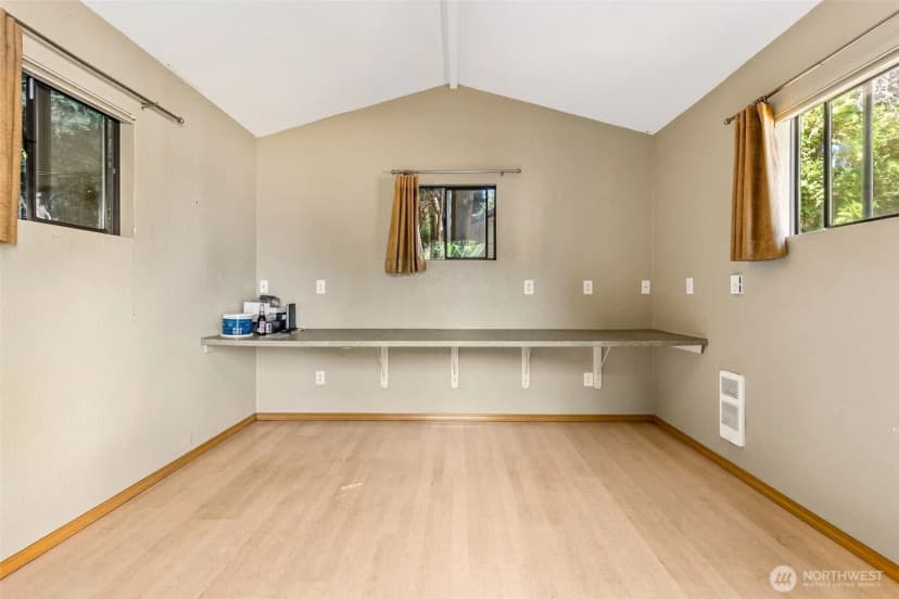 Property photo for 2807 Kirkaldy Court Se, Olympia photo 17