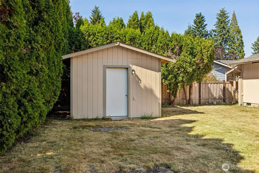 Property photo for 2807 Kirkaldy Court Se, Olympia photo 16