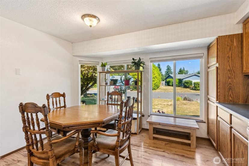 Property photo for 2807 Kirkaldy Court Se, Olympia photo 3
