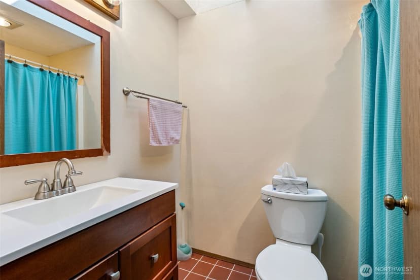Property photo for 2807 Kirkaldy Court Se, Olympia photo 9