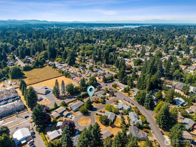 Property photo for 2807 Kirkaldy Court Se, Olympia photo 20