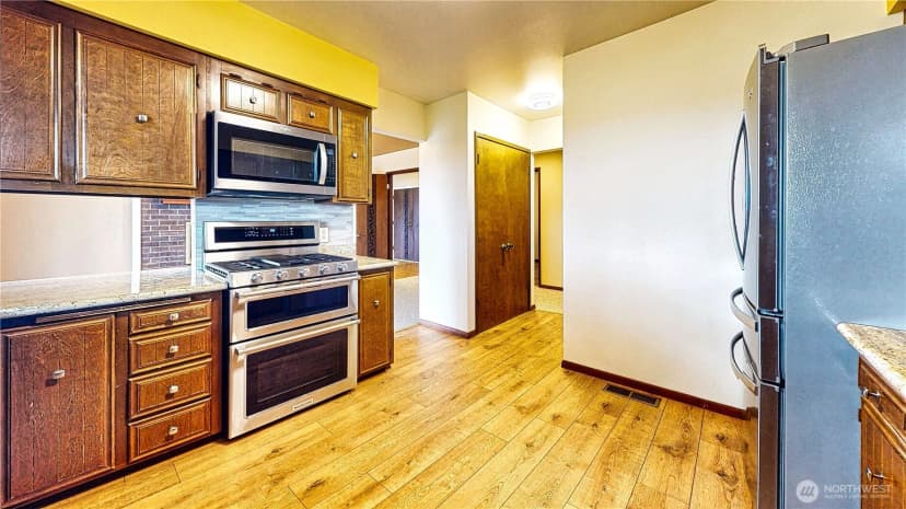 Property photo for 6121 Northridge, Snohomish photo 12