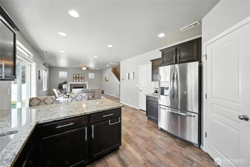 Property photo for 1379 Sw Virginia Street, College Place photo 12