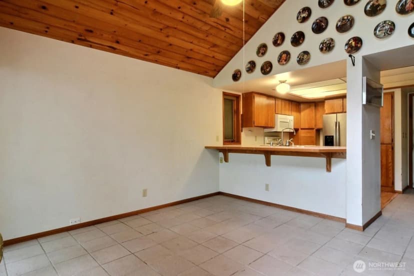 Property photo for 13286 Shady Glen Avenue Se, Olalla photo 4