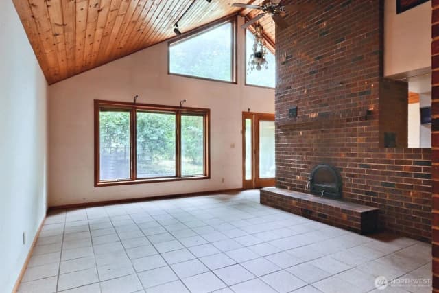 Property photo for 13286 Shady Glen Avenue Se, Olalla photo 2
