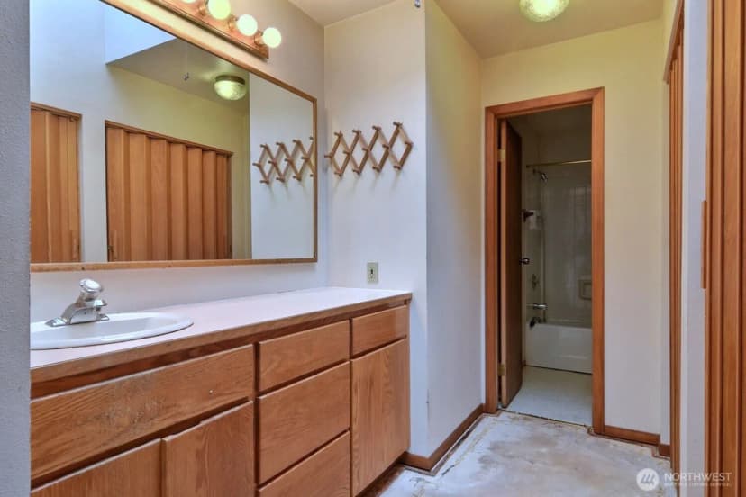 Property photo for 13286 Shady Glen Avenue Se, Olalla photo 12