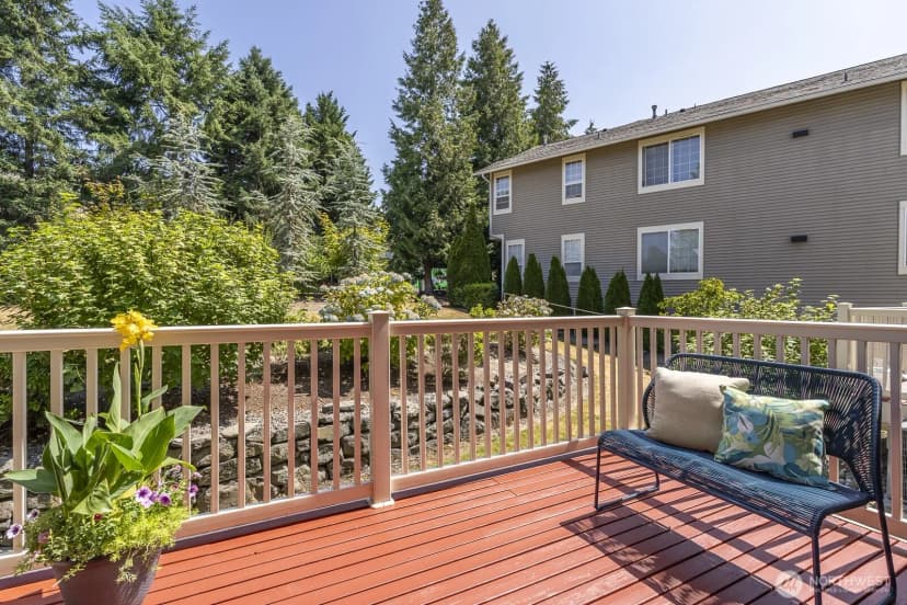 Property photo for 18636 Ne 55th Way, Redmond photo 7