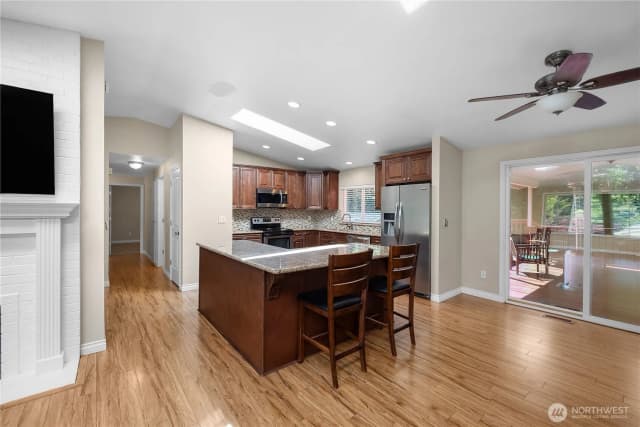 Property photo for 7011 Alderwood Court Se, Lacey photo 5