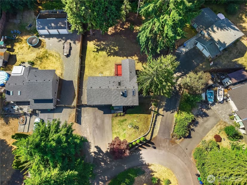 Property photo for 7011 Alderwood Court Se, Lacey