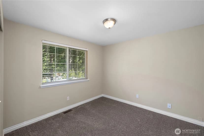 Property photo for 7011 Alderwood Court Se, Lacey photo 21
