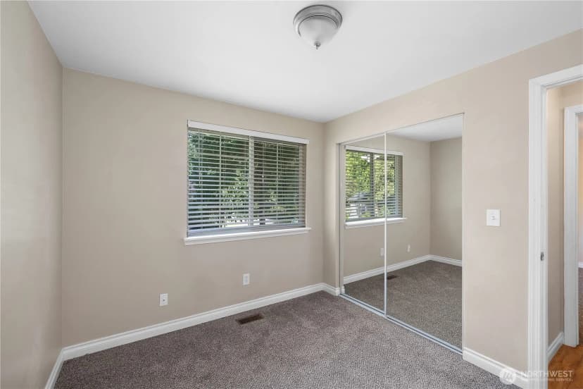 Property photo for 7011 Alderwood Court Se, Lacey photo 24