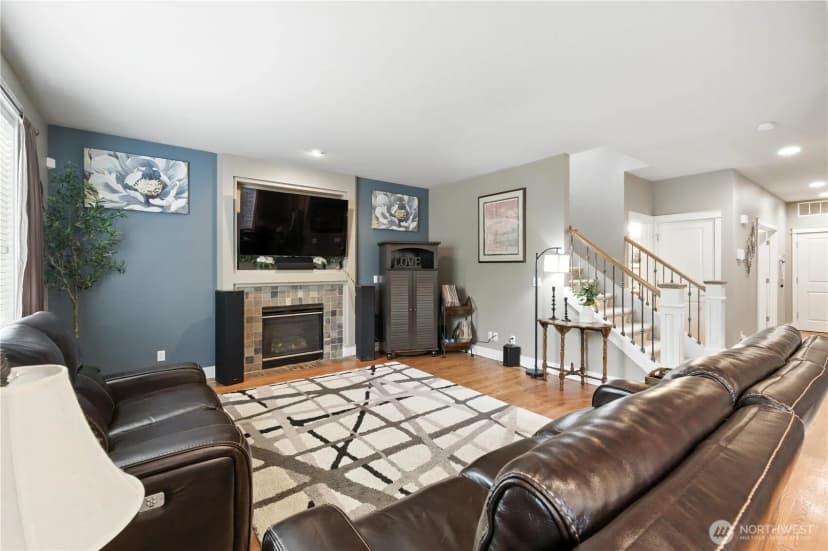 Property photo for 24254 229th Avenue Se, Maple Valley photo 11