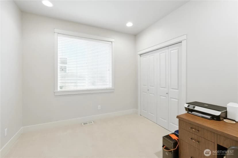 Property photo for 24254 229th Avenue Se, Maple Valley photo 7
