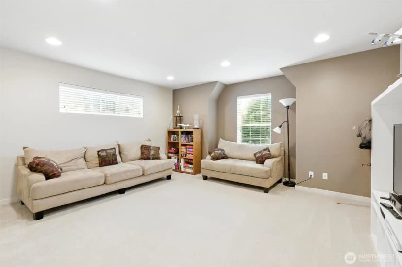 Property photo for 24254 229th Avenue Se, Maple Valley photo 22