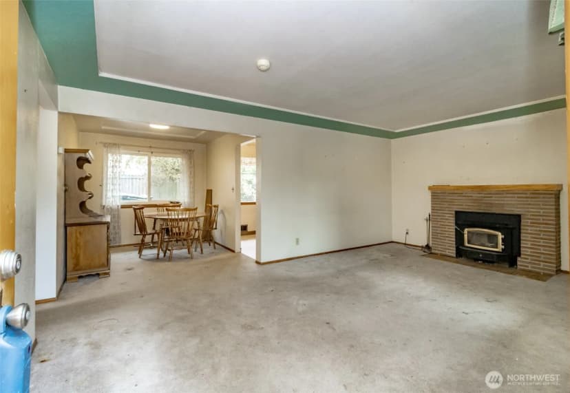 Property photo for 10507 Earley Ave Sw, Lakewood photo 6