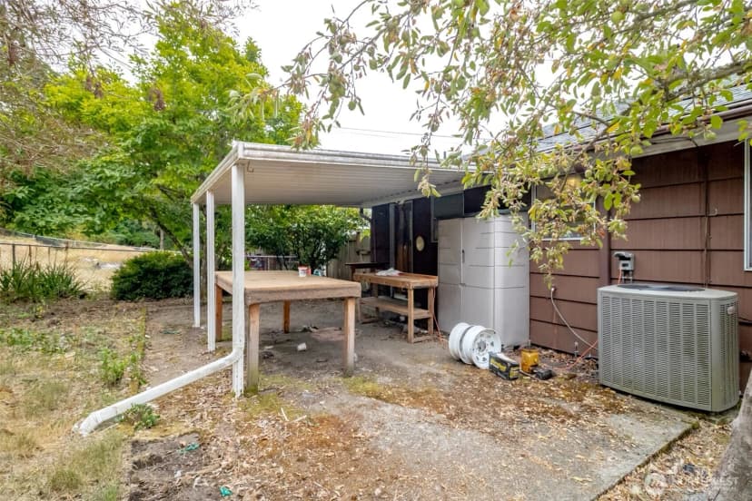 Property photo for 10507 Earley Ave Sw, Lakewood photo 33