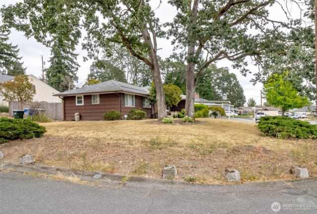 Property photo for 10507 Earley Ave Sw, Lakewood photo 5
