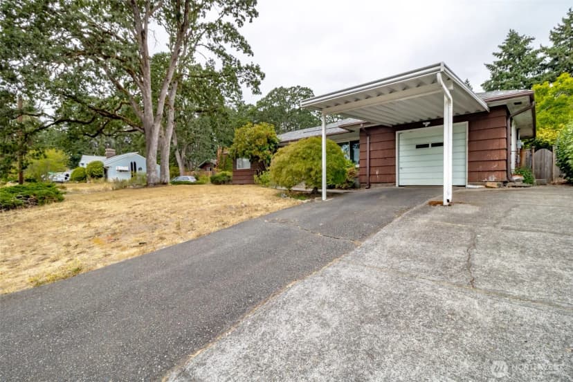 Property photo for 10507 Earley Ave Sw, Lakewood photo 4