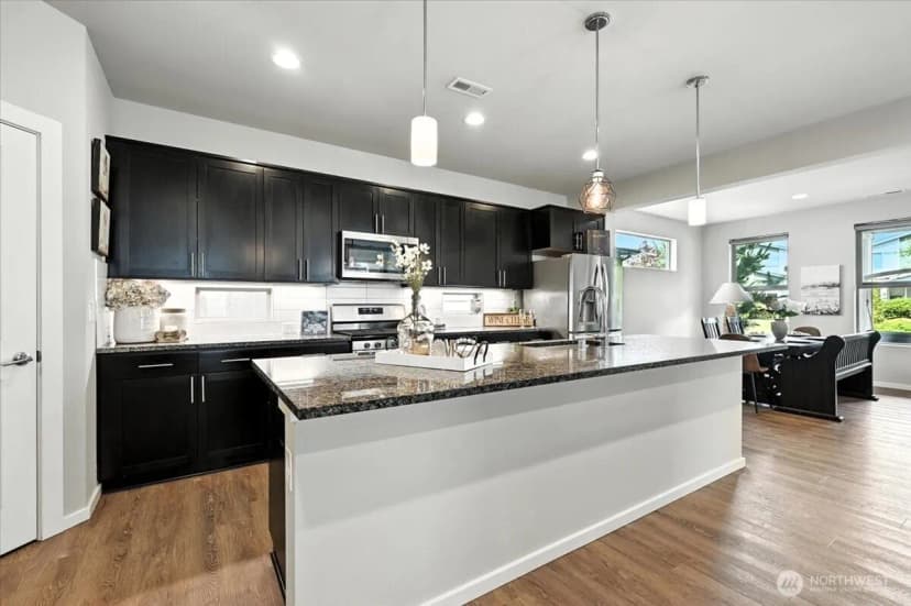 Property photo for 32986 Skyline Lane, Black Diamond photo 10