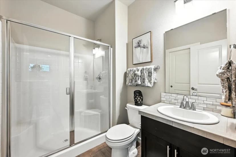 Property photo for 32986 Skyline Lane, Black Diamond photo 5