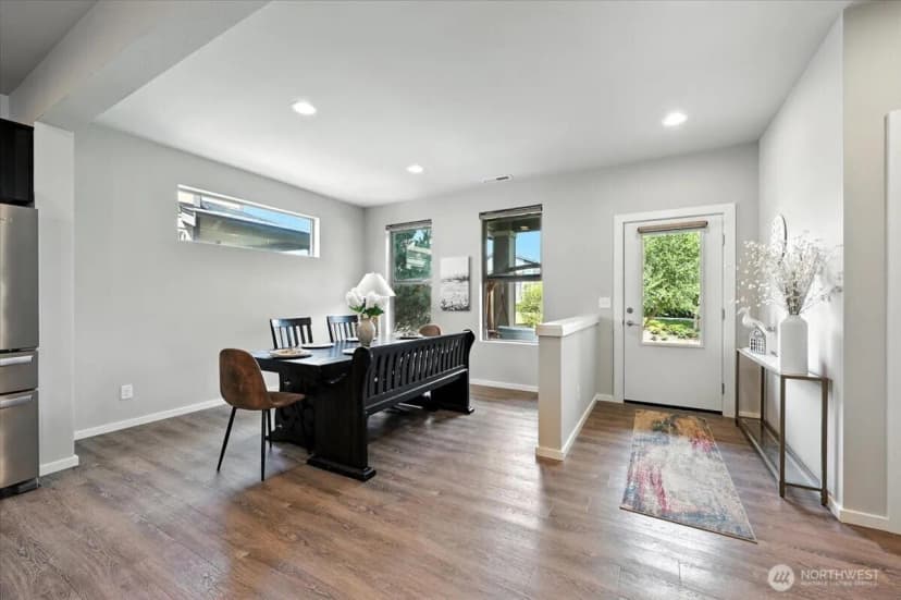 Property photo for 32986 Skyline Lane, Black Diamond photo 6
