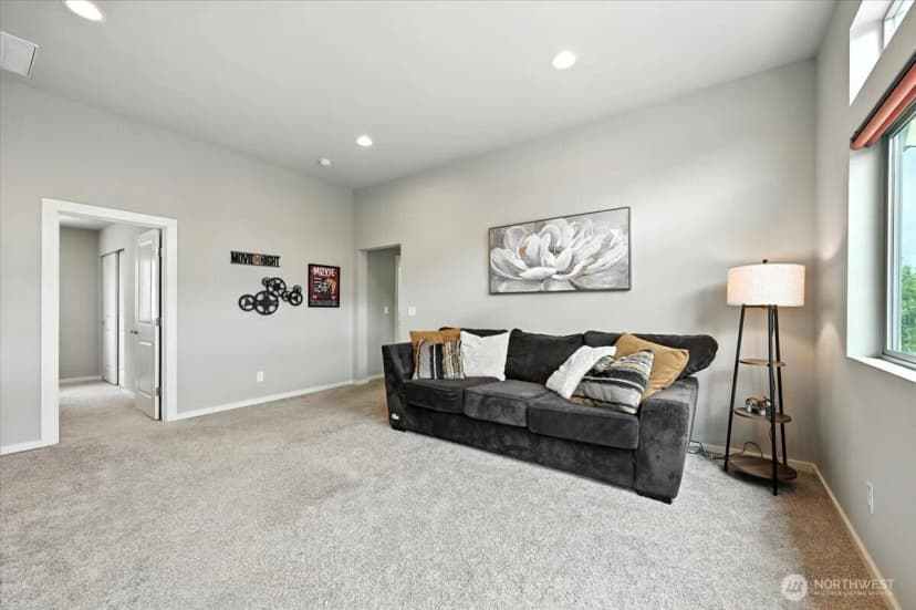 Property photo for 32986 Skyline Lane, Black Diamond photo 17