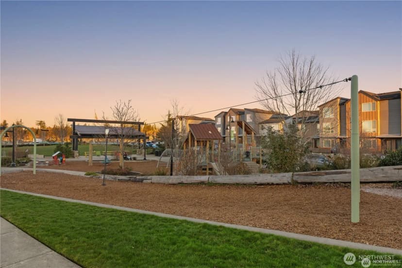 Property photo for 32986 Skyline Lane, Black Diamond photo 31