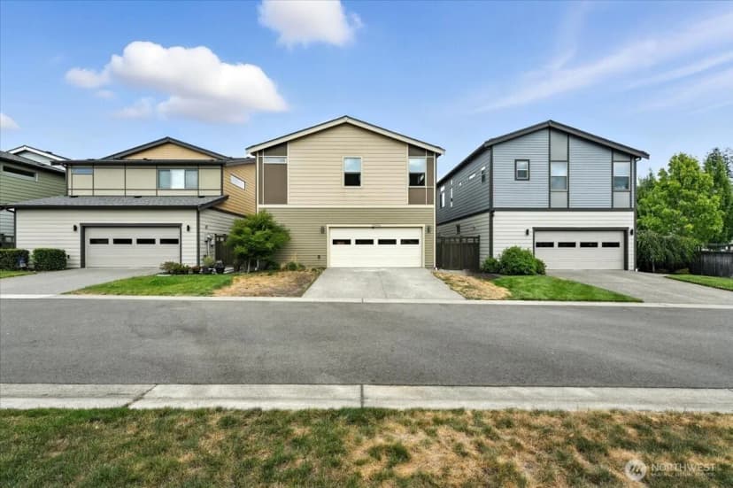 Property photo for 32986 Skyline Lane, Black Diamond photo 24