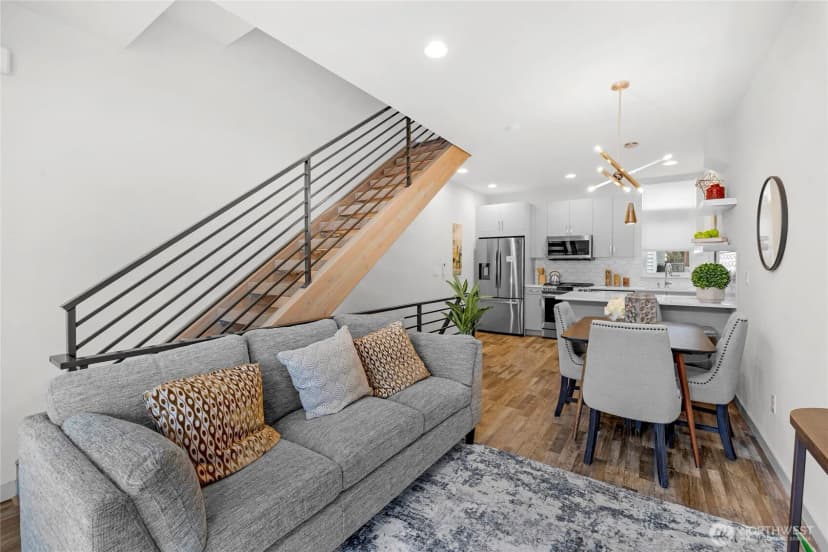 Property photo for 972 N Allen Place, Seattle photo 17