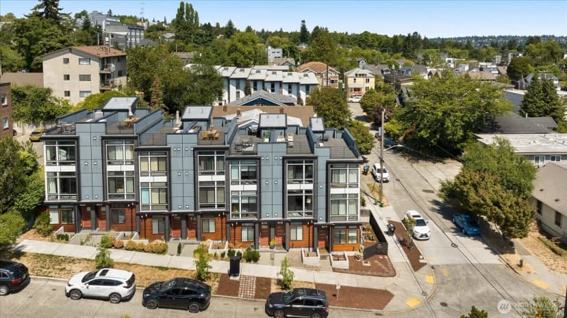 Property photo for 972 N Allen Place, Seattle photo 38
