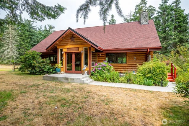 Property photo for 3026 Champion Lane, Oak Harbor photo 4