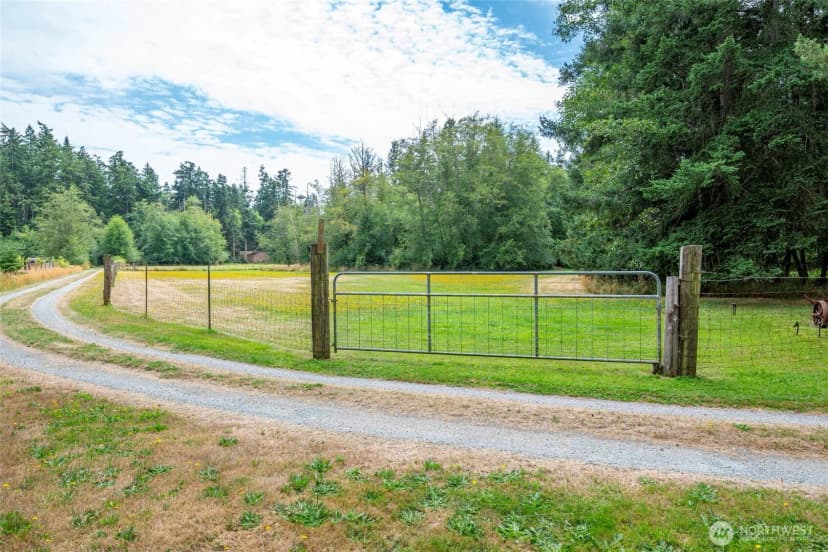 Property photo for 3026 Champion Lane, Oak Harbor photo 35