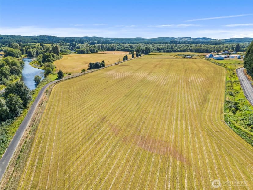 Property photo for 627 Wynoochee Valley Road, Montesano photo 4