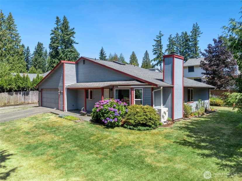 Property photo for 8003 Ne 145th Street, Kirkland photo 2