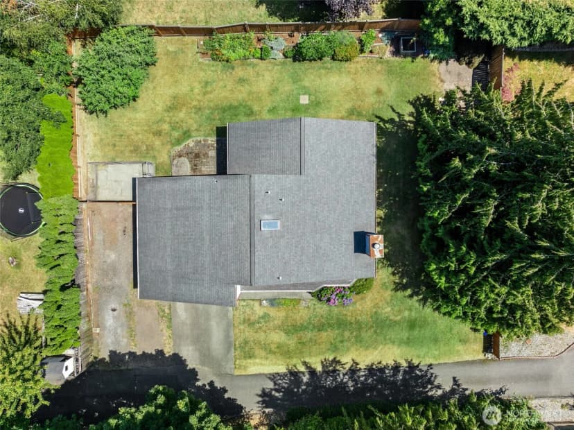 Property photo for 8003 Ne 145th Street, Kirkland photo 26